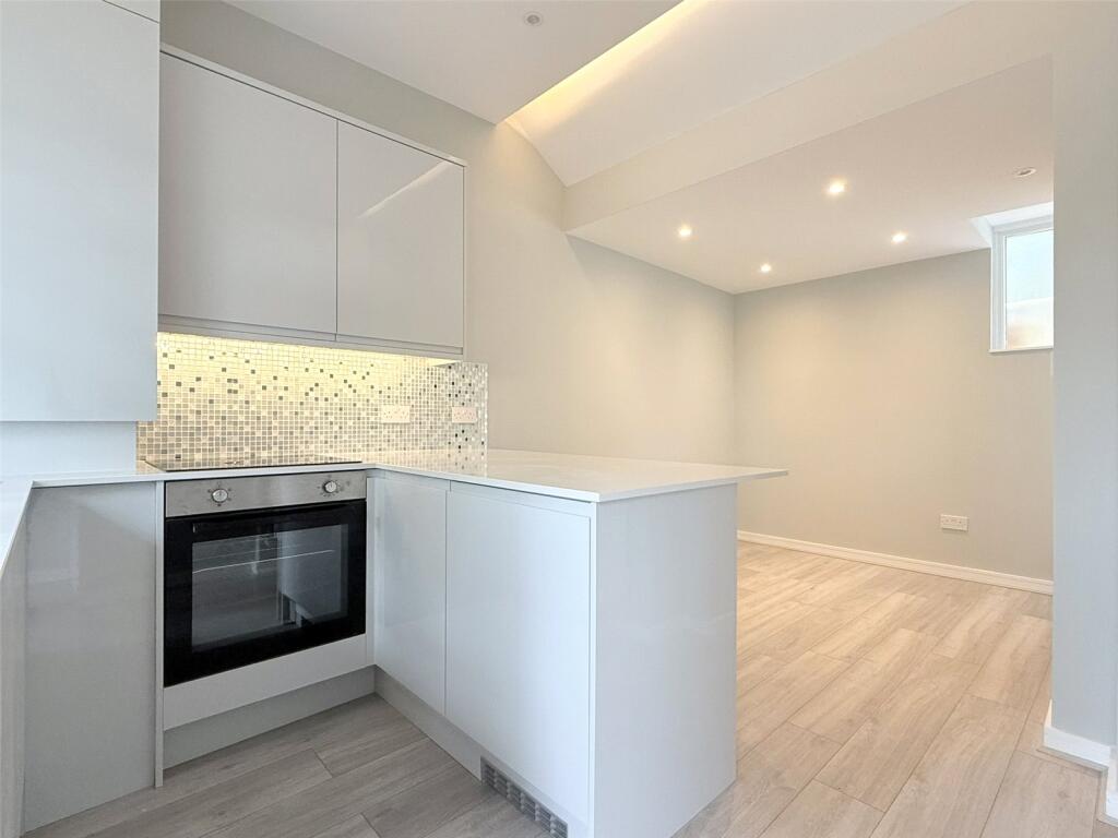 Additional image 7 of Skyfield Manor, West End Lane, Essendon, Hertfordshire, AL9