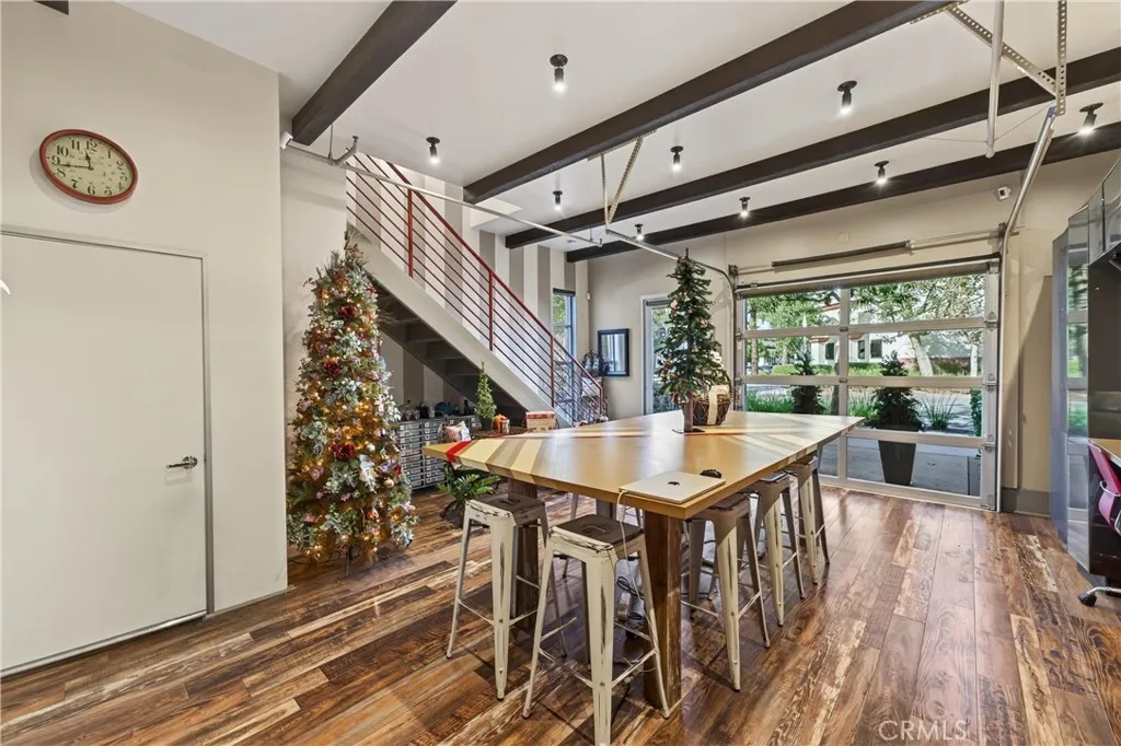 Additional image 66 of 906 E Civic Center Dr, Santa Ana, CA 92701