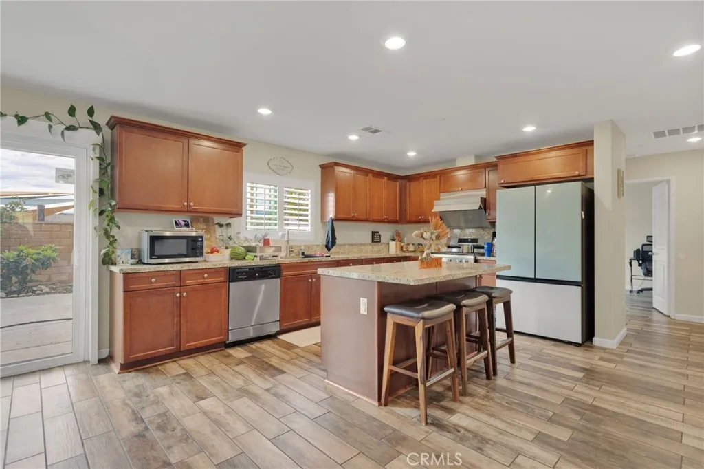 Additional image 55 of 7516 Avocado Cove Dr, Fontana, CA 92336