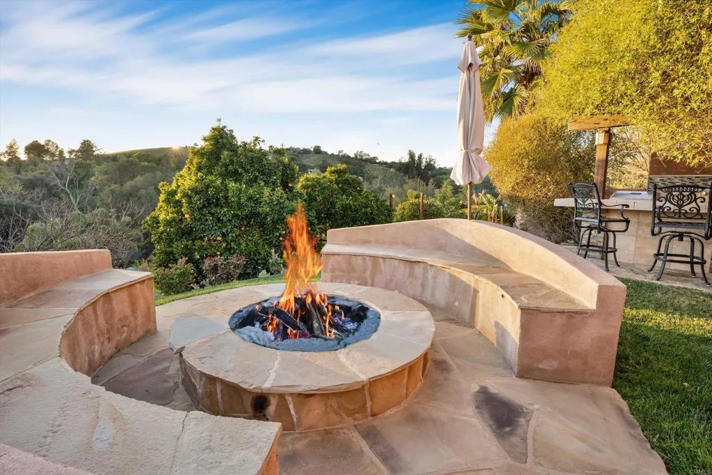 Additional image 128 of 2440 Los Alisos Dr, Fallbrook, CA 92028