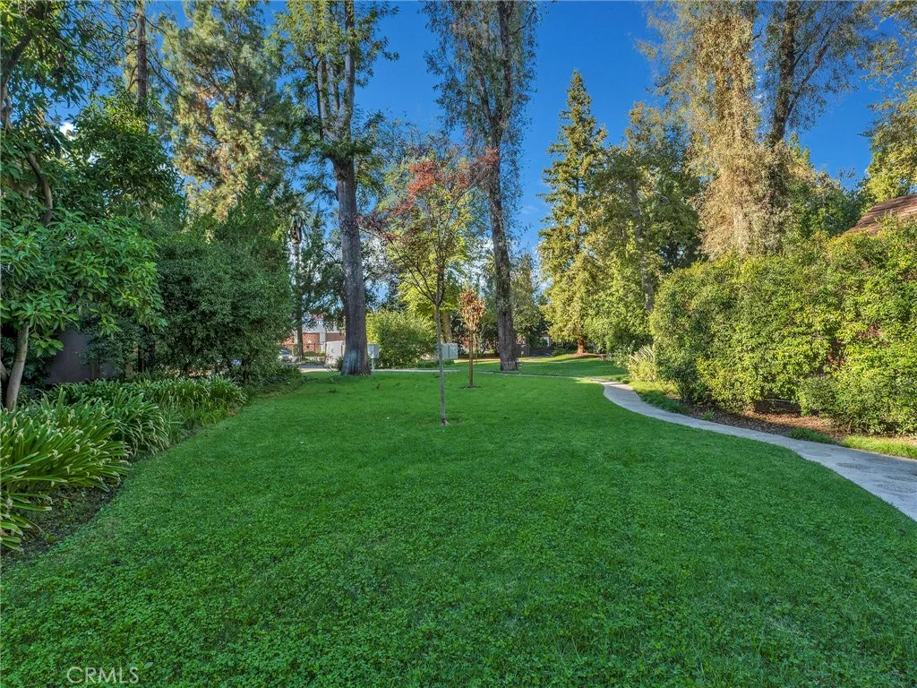 Additional image 42 of 7050 Shoup Ave #225, Canoga Park, CA 91303