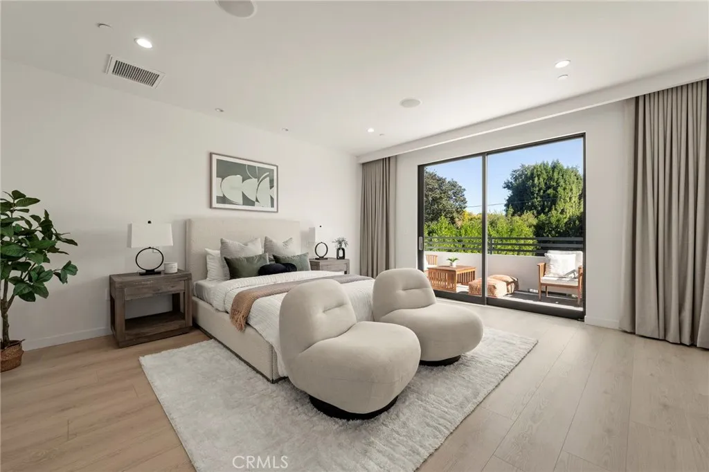 Additional image 92 of 4252 Shadyglade, Studio City, CA 91604