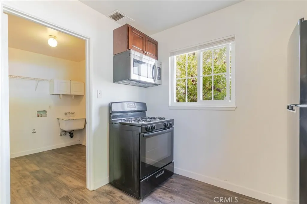 Additional image 16 of 1802 E Avenue Q11, Palmdale, CA 93550