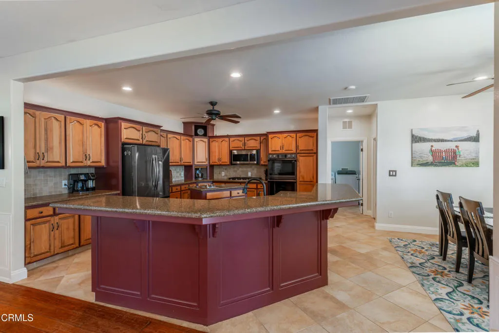 Additional image 88 of 102 Anna Lane, Bakersfield, CA 93308