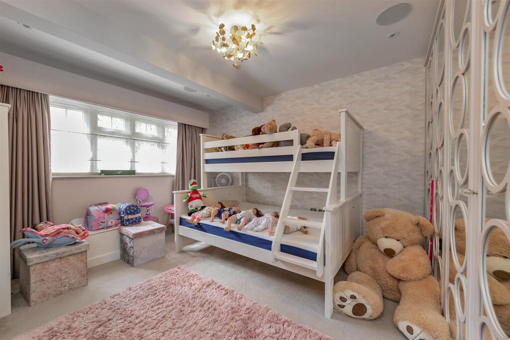 Additional image 26 of Bishops Road, Tewin, Welwyn