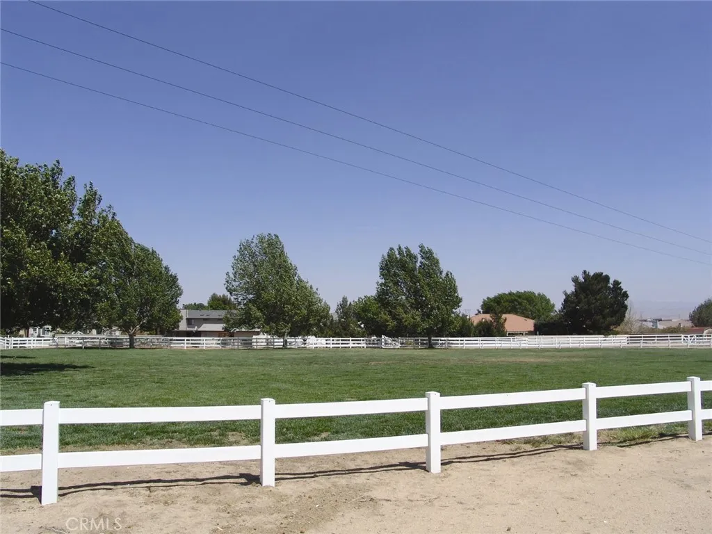 Property image for 18107 Pier Dr., Victorville, CA 92395