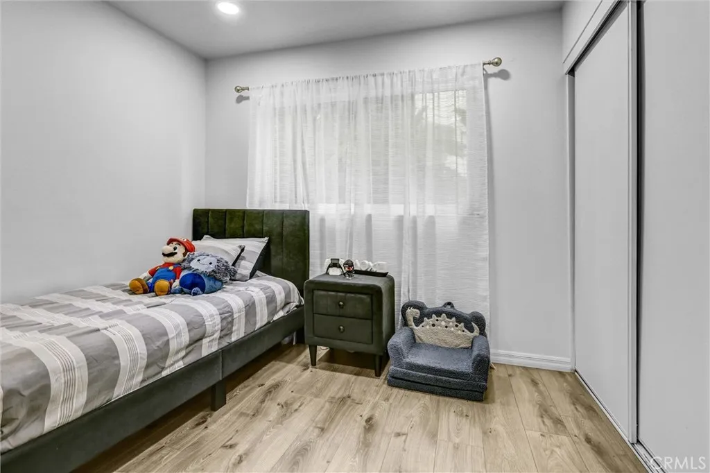 Additional image 13 of 28947 Lotusgarden Dr, Canyon Country, CA 91387