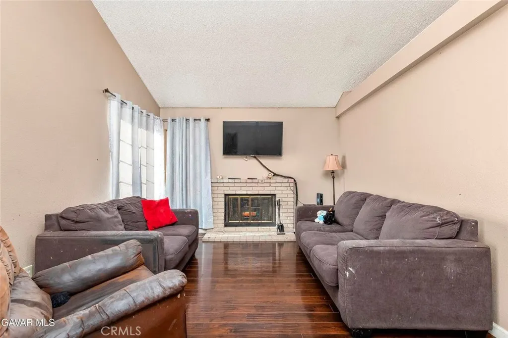 Additional image 4 of 4937 Sunburst Dr, Palmdale, CA 93552