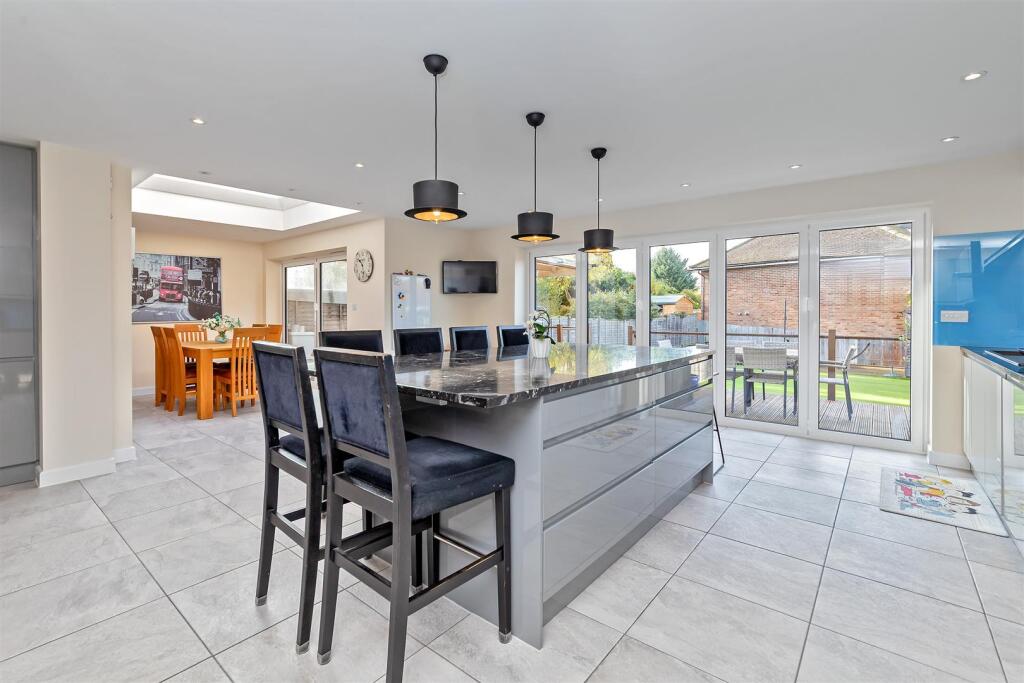 Additional image 21 of The Ridgeway, St. Albans