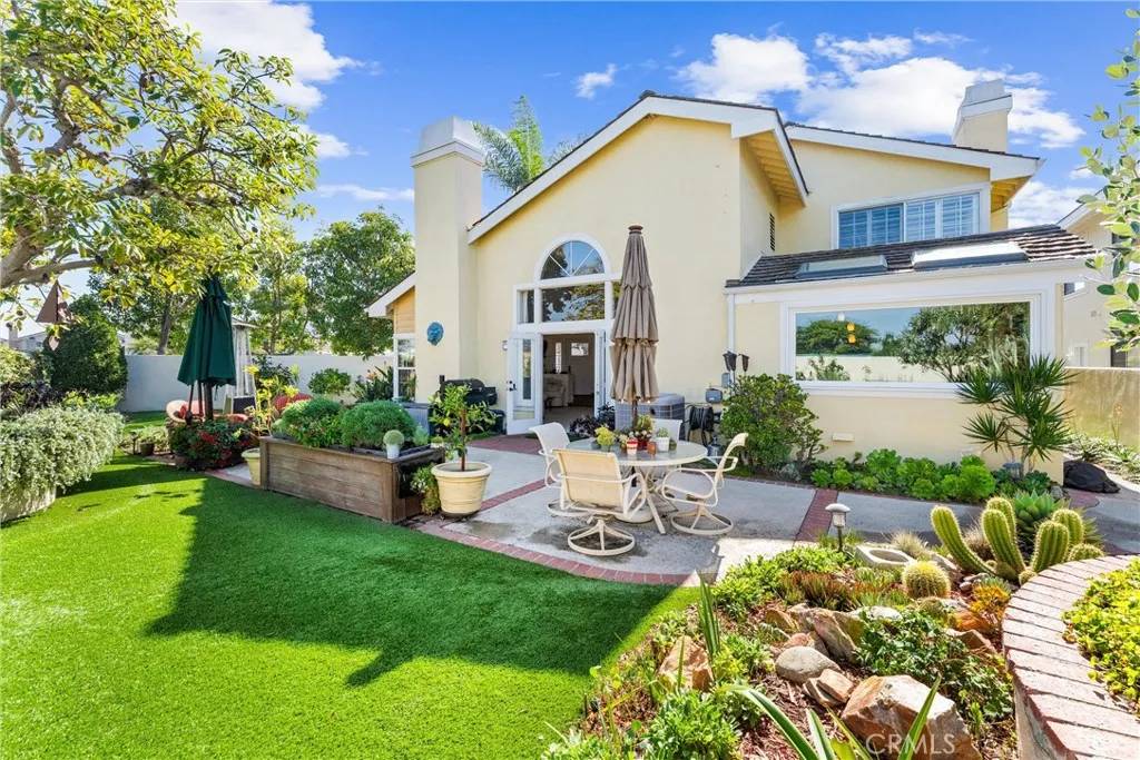 Additional image 56 of 39 Foxboro, Irvine, CA 92614