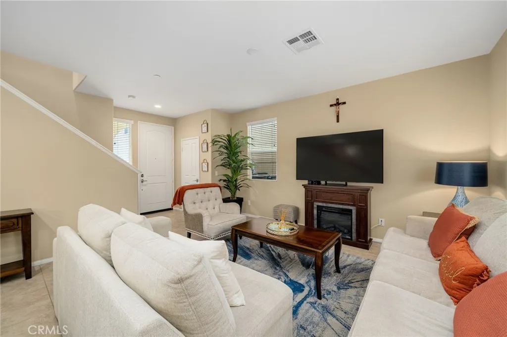 Additional image 8 of 815 Georgia Drive, Harbor City, CA 90710