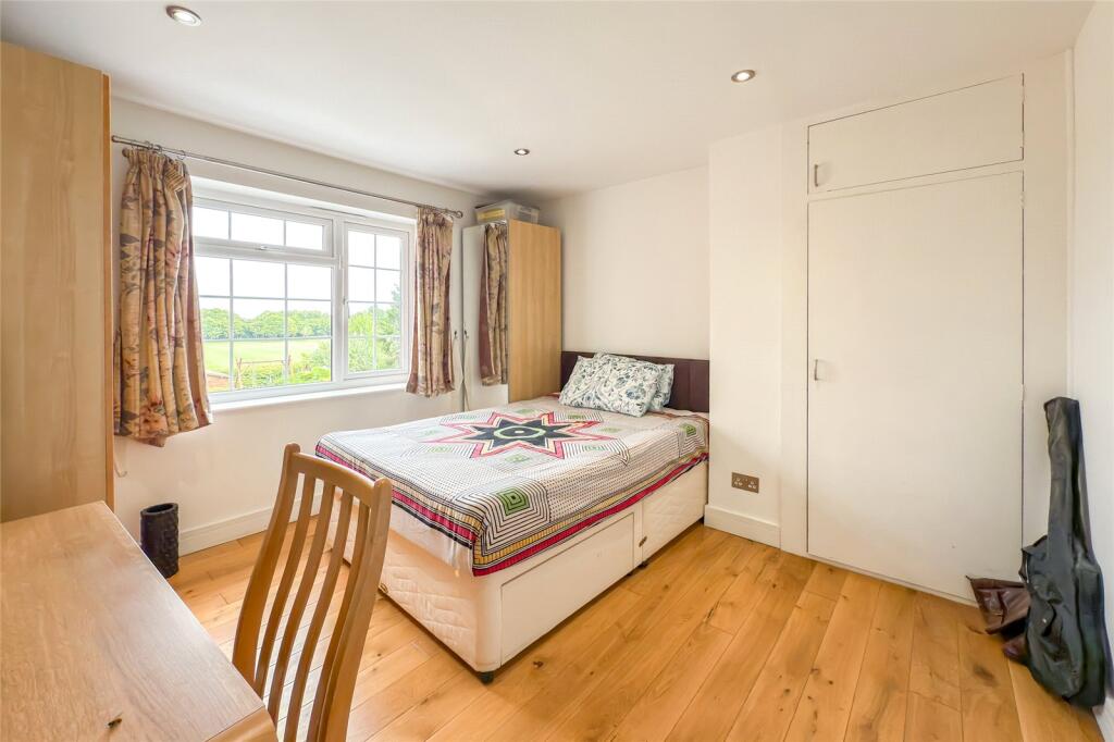 Additional image 10 of The Ridgeway, St. Albans, Hertfordshire, AL4