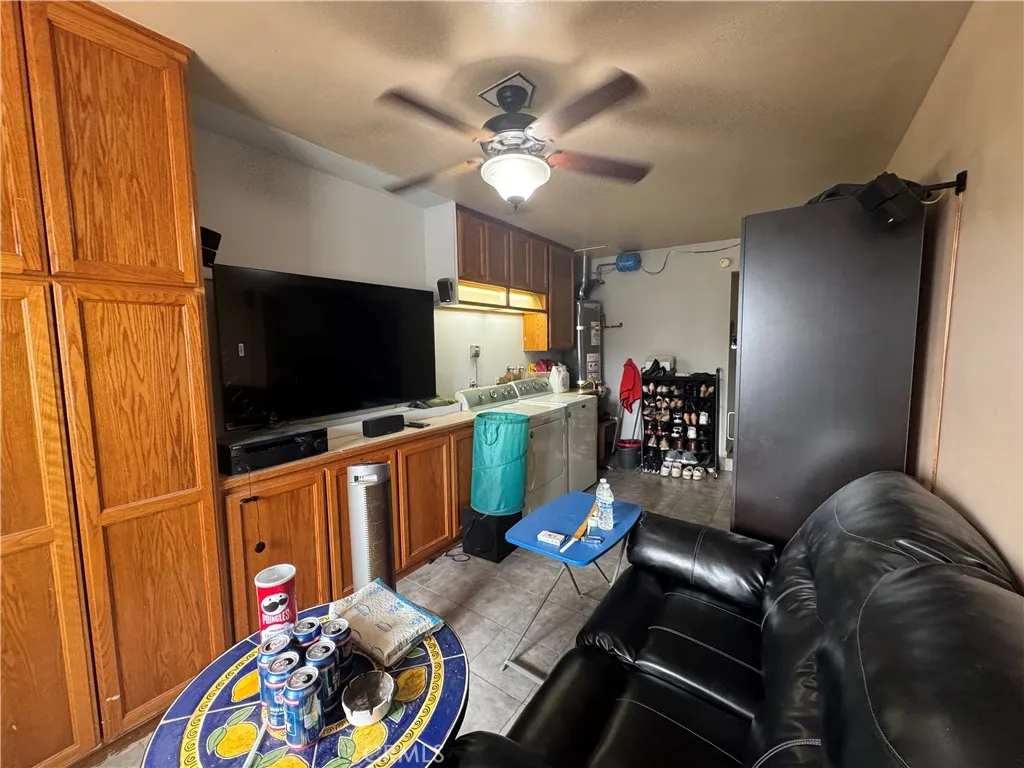 Additional image 102 of 3072 Lynwood Dr, Highland, CA 92346