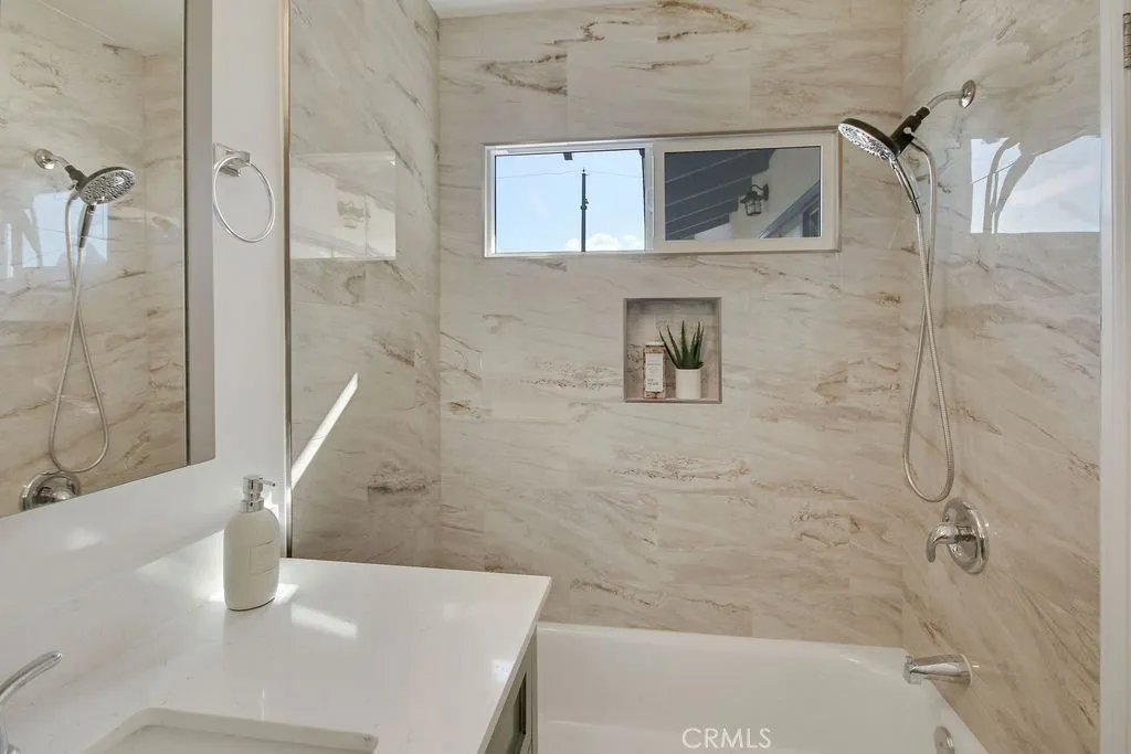 Additional image 17 of 701 E Wilson Avenue, Orange, CA 92867