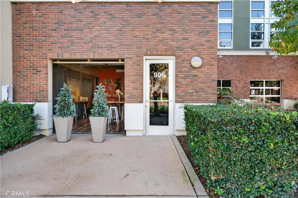 Additional image 73 of 906 E Civic Center Dr, Santa Ana, CA 92701