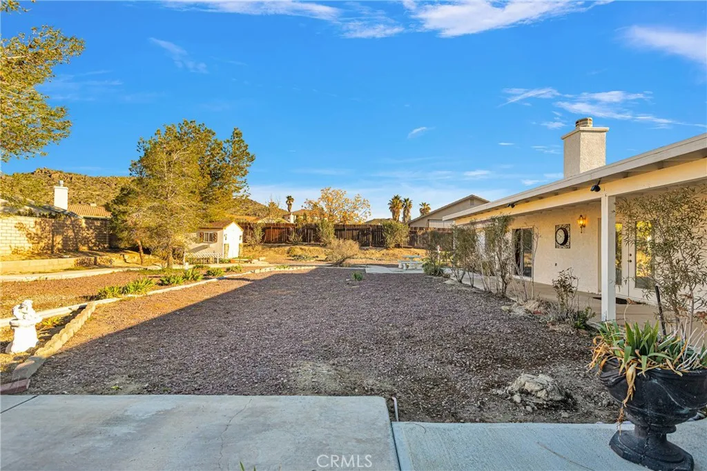 Additional image 89 of 16620 Iwa Rd, Apple Valley, CA 92307