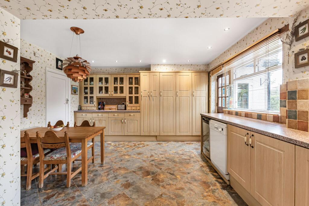 Additional image 10 of Bluebridge Avenue, Brookmans Park, AL9