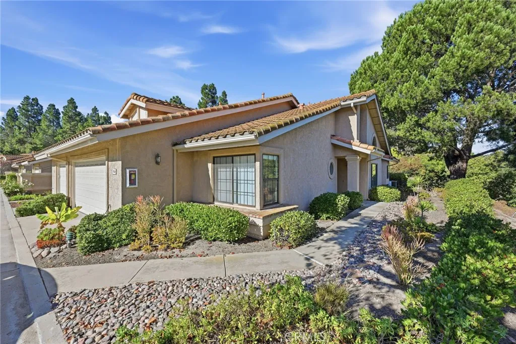 Additional image 2 of 15748 Via Calanova, Rancho Bernardo (San Diego), CA 92128