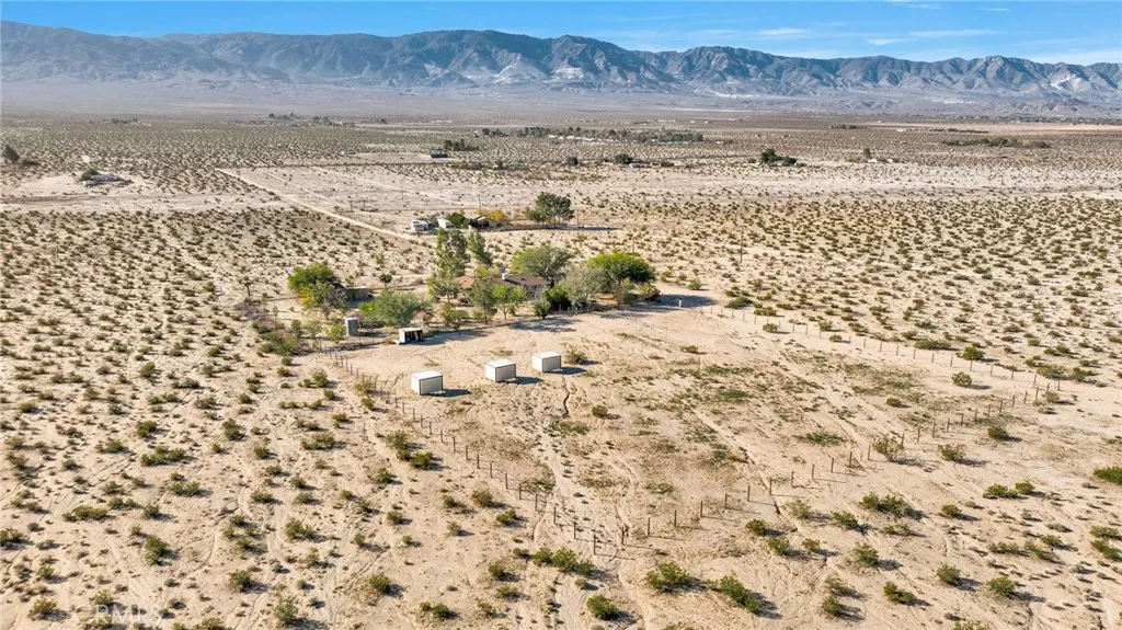 Additional image 41 of 38744 East End Road, Lucerne Valley, CA 92356