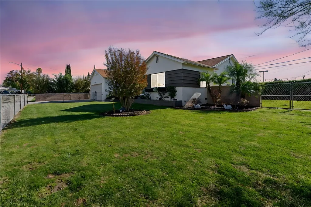 Additional image 30 of 255 W Valencia St, Rialto, CA 92376