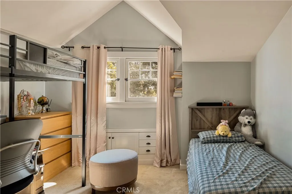 Additional image 17 of 1065 Locust St, Pasadena, CA 91106