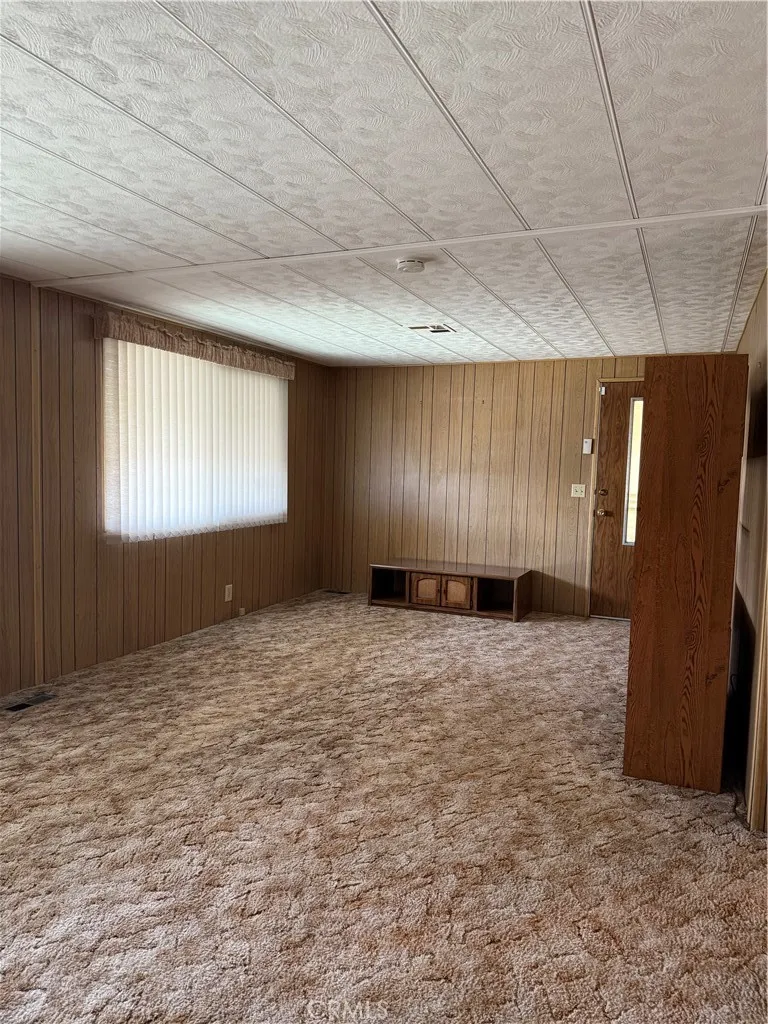 Additional image 42 of 944 S Elk St, Hemet, CA 92543