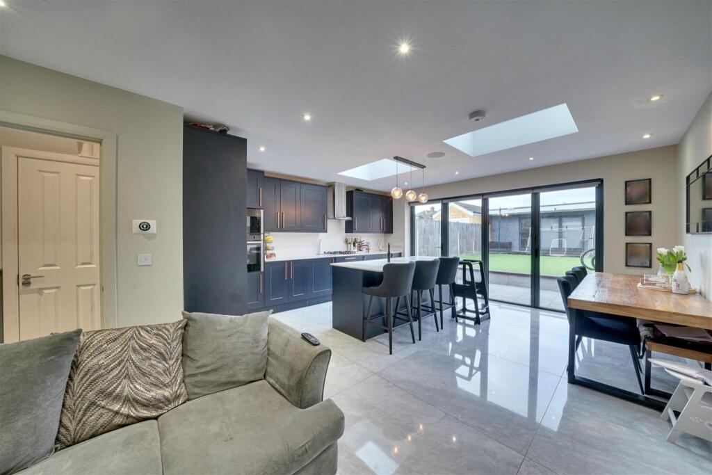 Additional image 8 of Huggins Lane, Welham Green, North Mymms, Hatfield