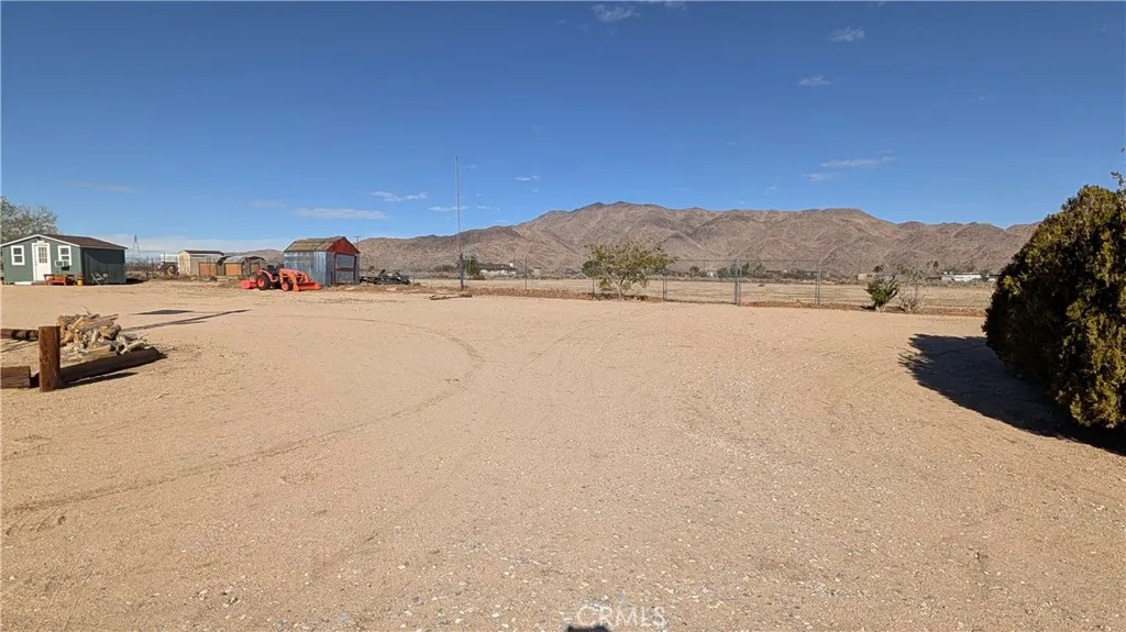 Additional image 94 of 28210 Desert View Rd, Apple Valley, CA 92308