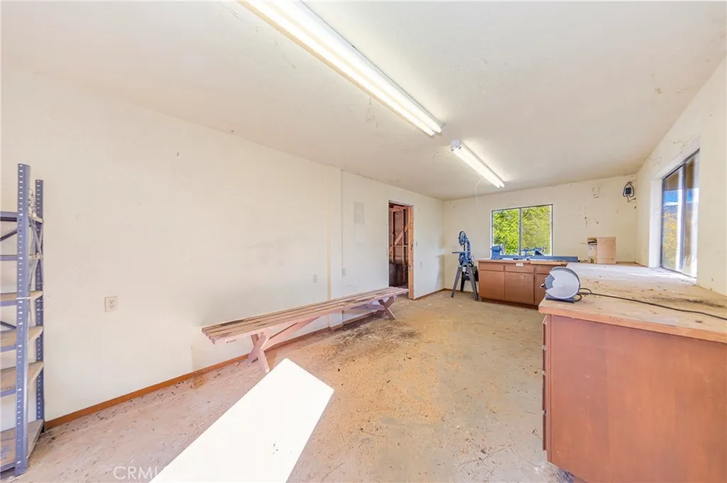 Additional image 10 of 39423 Summit Rd, Oakhurst, CA 93644