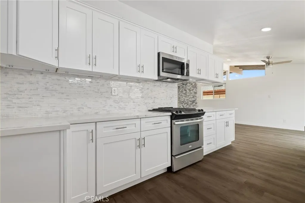 Additional image 29 of 930 S Emerald Street, Anaheim, CA 92804