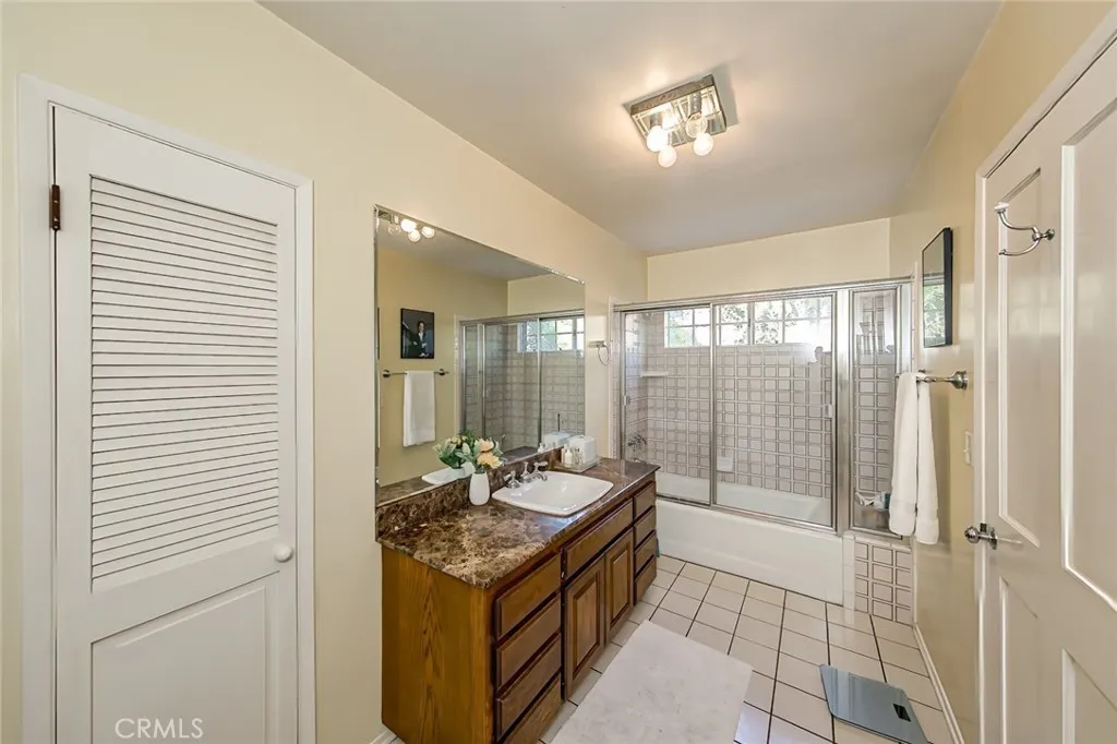 Additional image 22 of 1042 E Tujunga Ave, Burbank, CA 91501