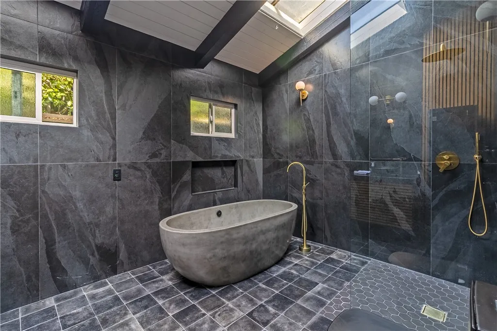 Additional image 24 of 5439 Gentry Avenue, Valley Village, CA 91607