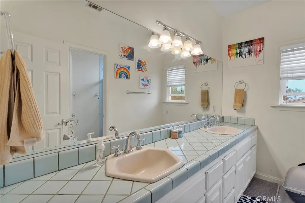 Additional image 93 of 8249 Beaver Ave, Phelan, CA 92371