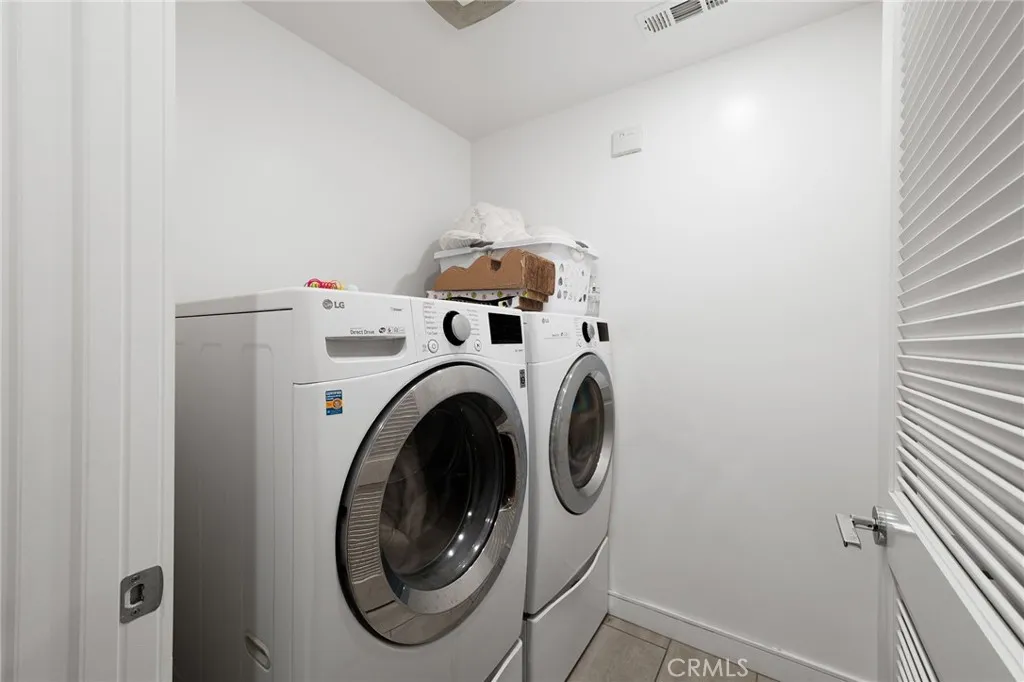 Additional image 27 of 1056 N Joels Pl, Los Angeles, CA 90012