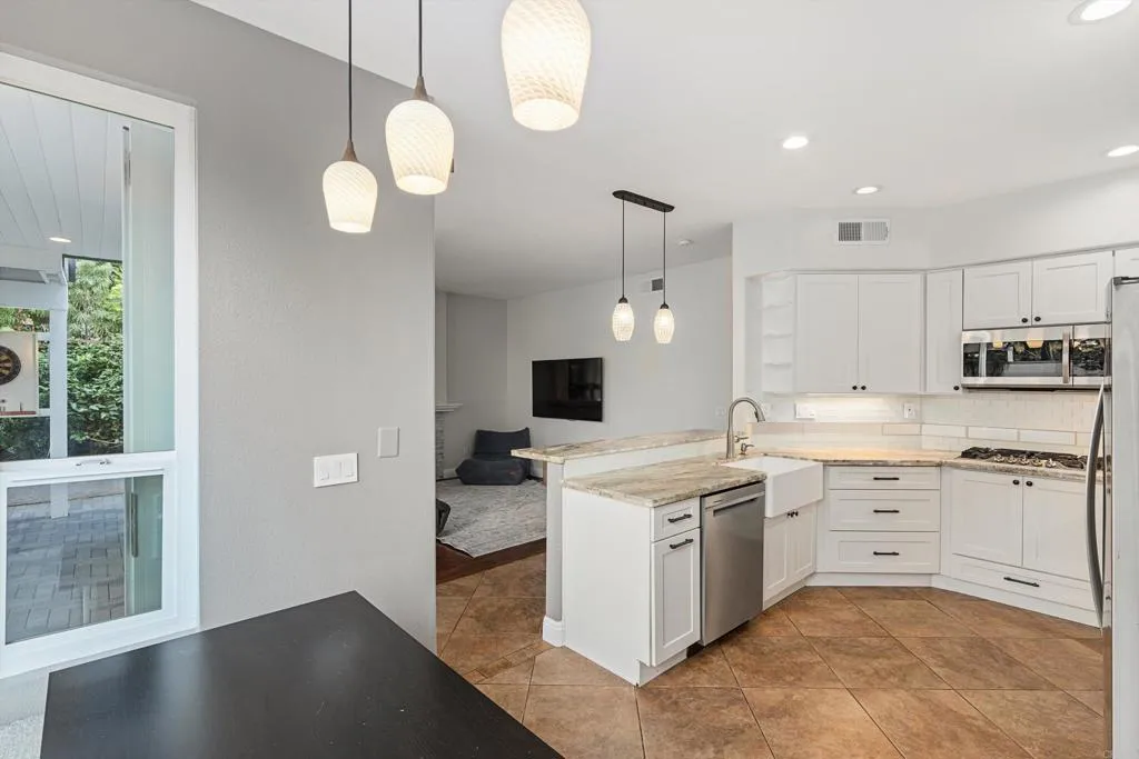 Additional image 28 of 948 Honeysuckle Dr, San Marcos, CA 92078