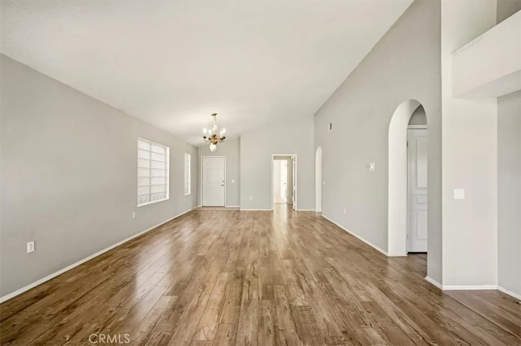 Additional image 47 of 19146 Oak St, Apple Valley, CA 92308