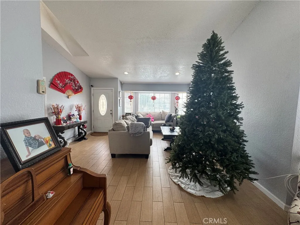 Additional image 10 of 3072 Lynwood Dr, Highland, CA 92346