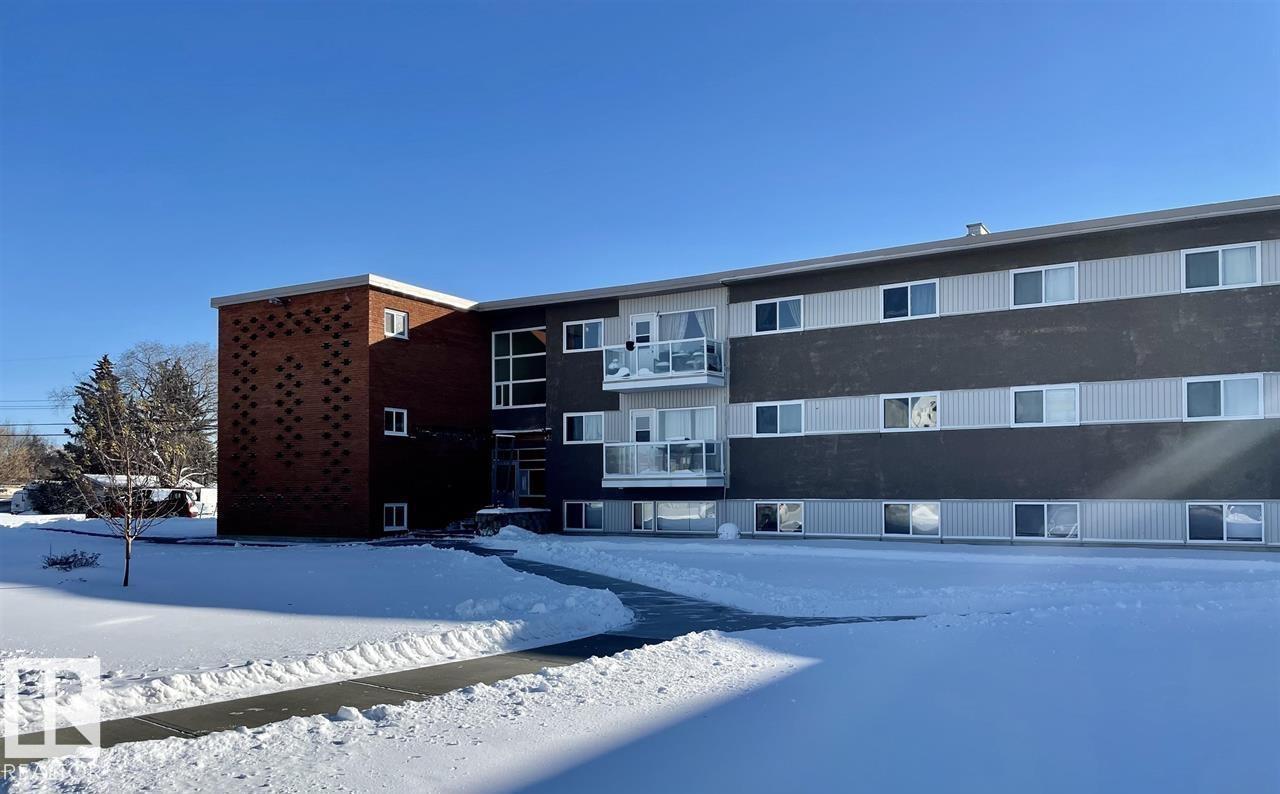 #8 6103 98 AV NW|Edmonton, Alberta T6A0A3