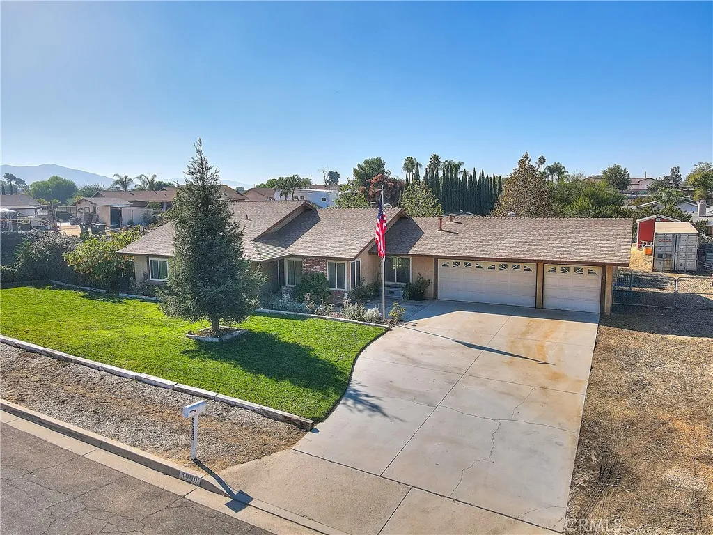 Additional image 3 of 5999 Homestead St, Jurupa Valley, CA 92509