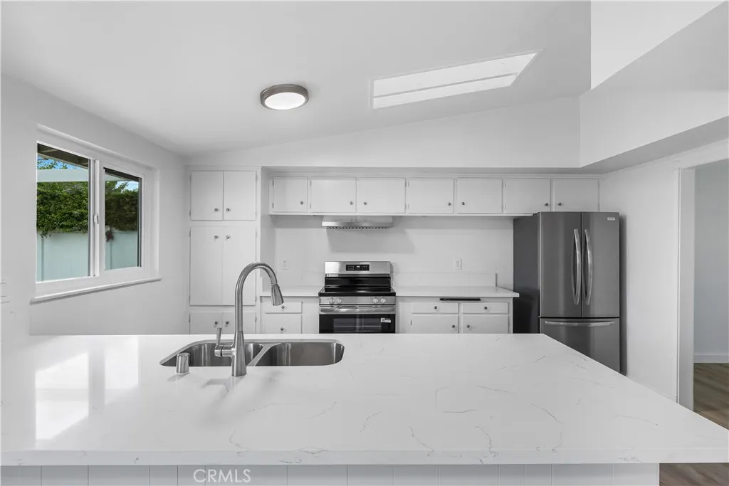 Additional image 7 of 2371 Rutgers Dr, Costa Mesa, CA 92626