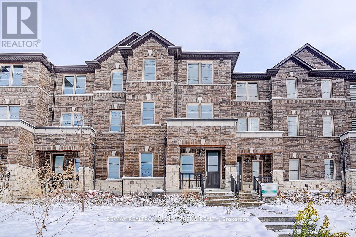 Primary image of 34 VESTRY WAY|Brampton (Goreway Drive Corridor), Ontario L6P4N7