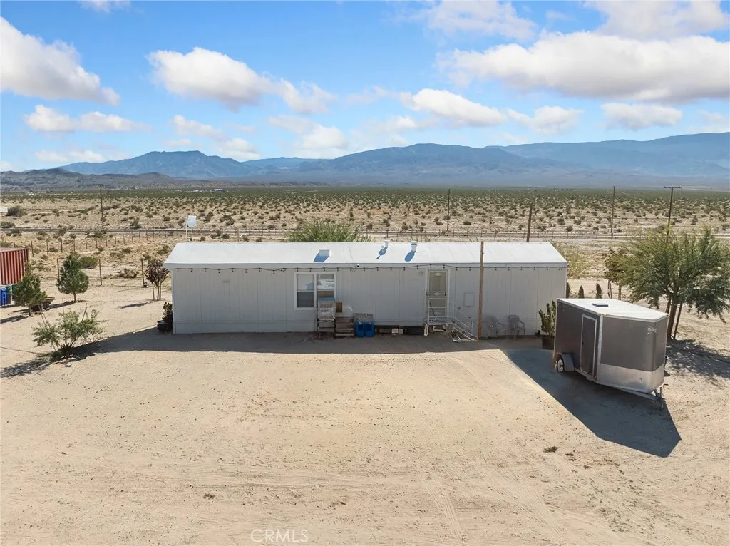 Additional image 30 of 39626 E End Road, Lucerne Valley, CA 92356