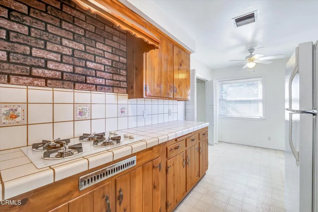 Additional image 12 of 3557 Burritt Way, Glendale, CA 91214