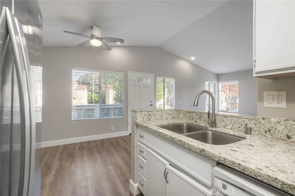 Additional image 20 of 733 Vista Grande Way, Oceanside, CA 92057