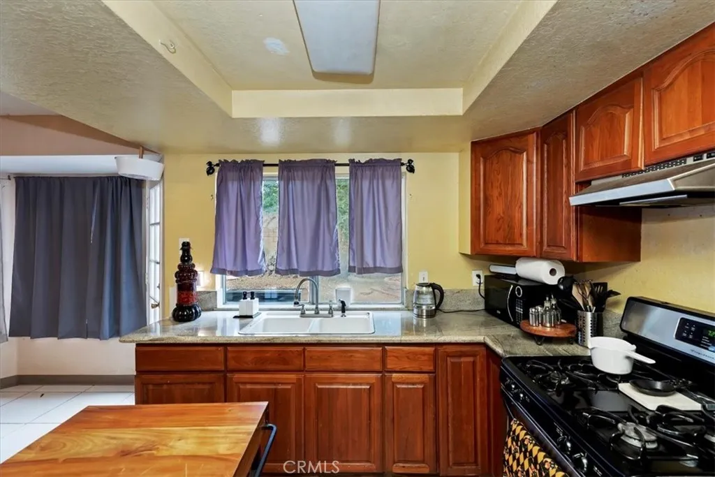 Additional image 17 of 156 S Loretta St, Rialto, CA 92376