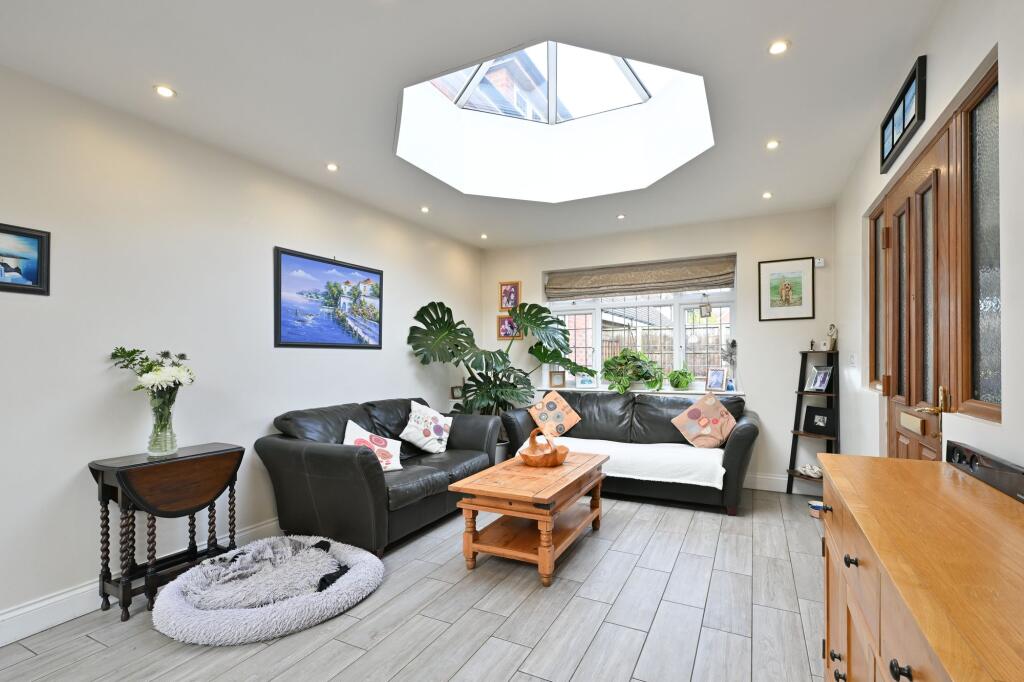 Additional image 20 of Upper Green Road, Tewin, AL6