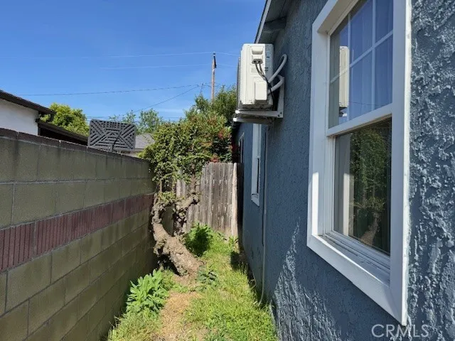 Additional image 37 of 2941 Baltic Ave, Long Beach, CA 90810