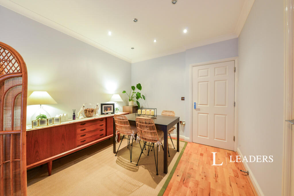 Additional image 11 of Beningfield Drive, London Colney, AL2