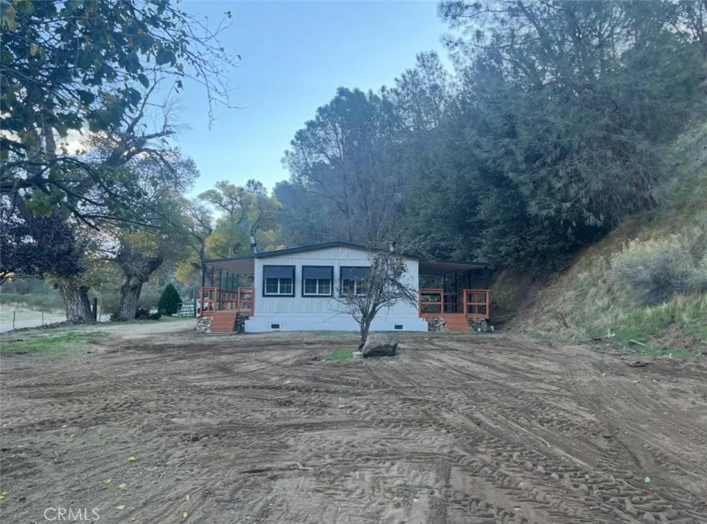 Additional image 8 of 18266 Caliente Creek Road, Caliente, CA 93518