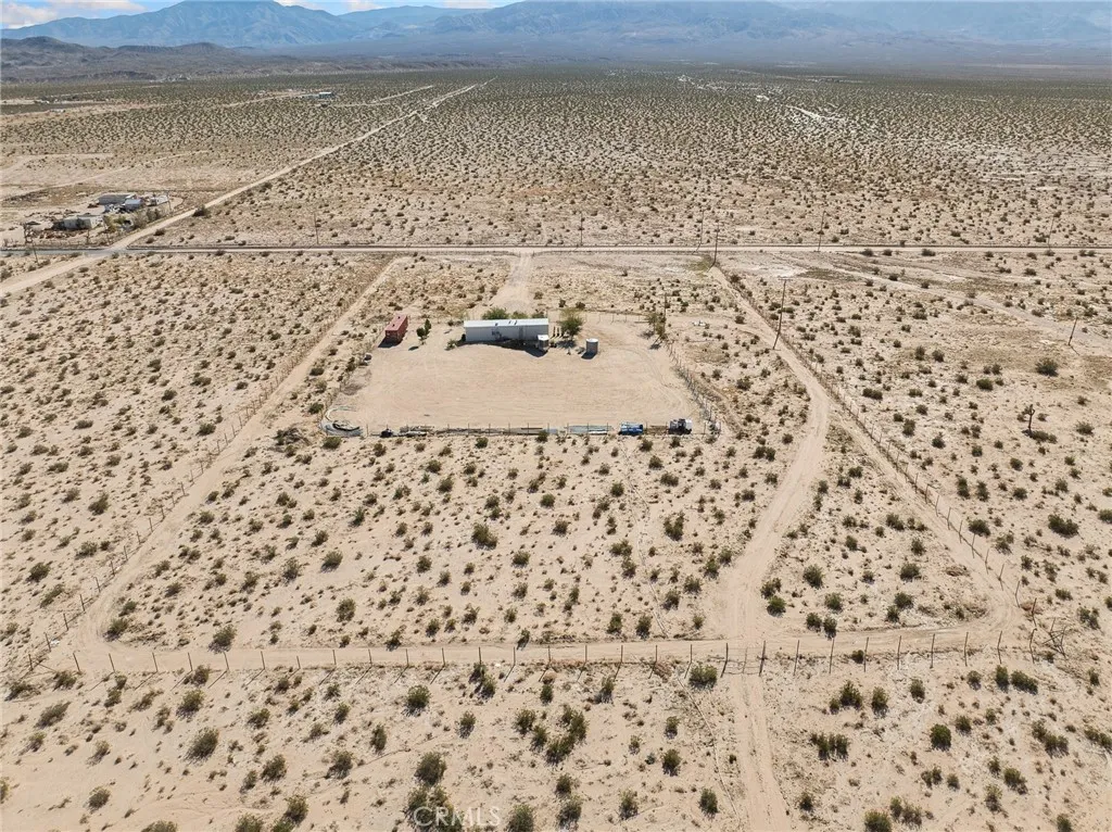 Additional image 24 of 39626 E End Road, Lucerne Valley, CA 92356
